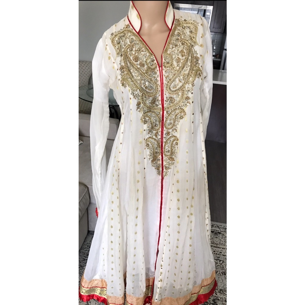 Pakistani outfit!